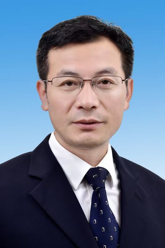 余成林