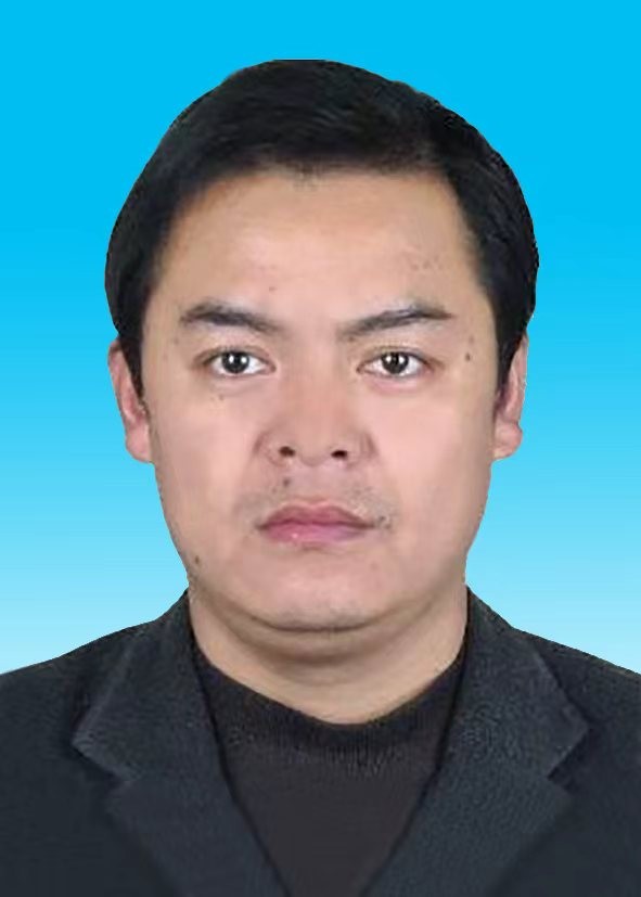 陆厚平